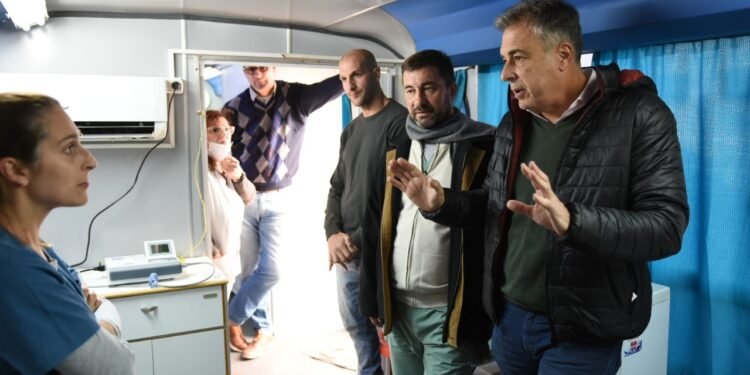 El Ómnibus Sanitario incorporó un nuevo equipo para realizar electrocardiogramas