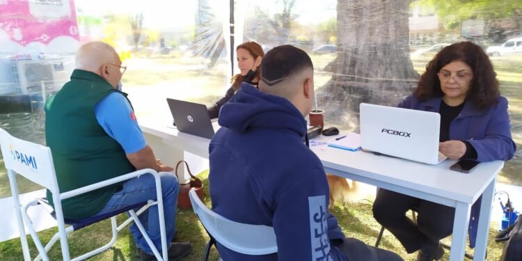 Pami y Anses atienden sin turnos en Rafaela en Acción