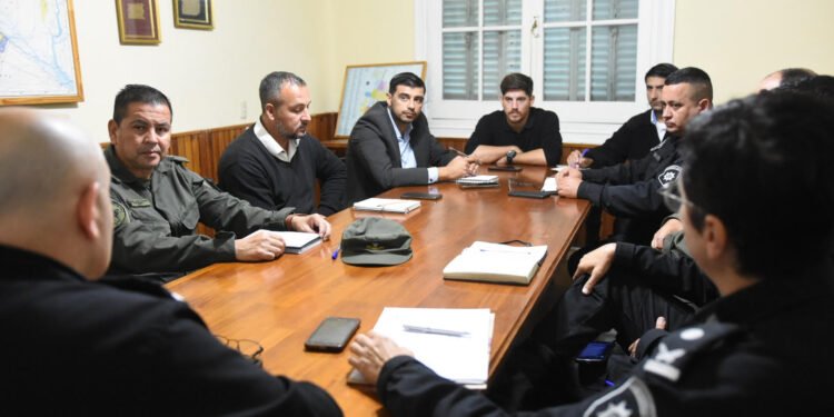 Trabajan en la diagramación del operativo de seguridad para la carrera de TC