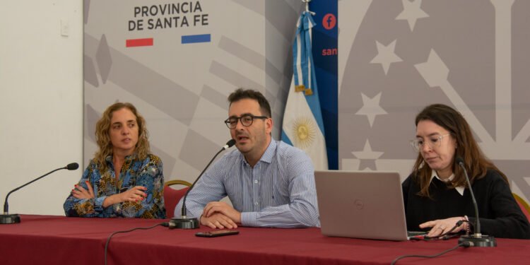 La provincia capacitó a trabajadores de la salud para estrategias de vigilancia Covid