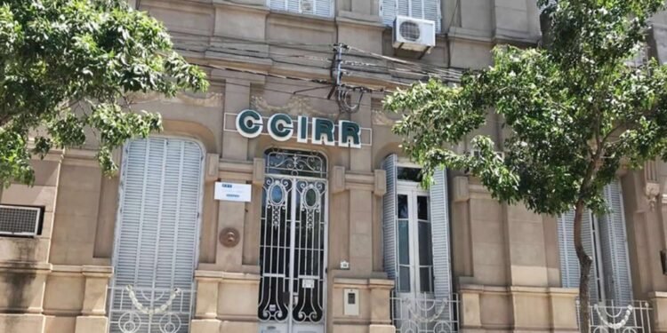 Fuerte advertencia del CCIRR sobre el crecimiento del comercio informal