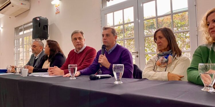 Niñez: la provincia firmó convenios con localidades del departamento Castellanos por más de 17 millones