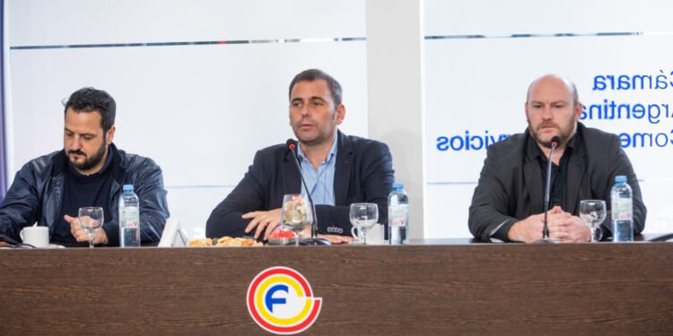 Ofrecen financiamiento a comercios para recambio de controladores fiscales