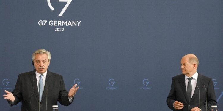 La guerra, el rediseño financiero y Malvinas, en el discurso del Presidente ante el G7