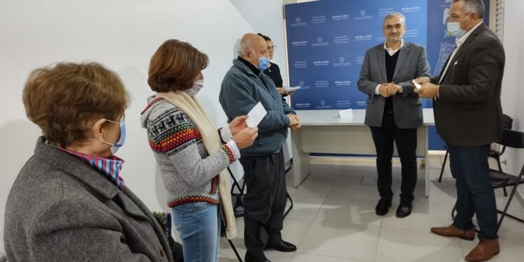 Entregaron aportes económicos a instituciones de Vila