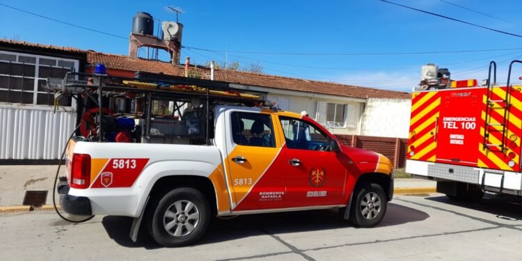 Principio de incendio en una vivienda de barrio Jardín