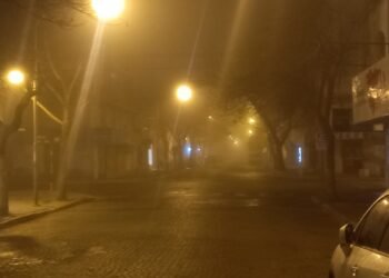En una jornada de mucha neblina exhortan a conducirse con cuidado