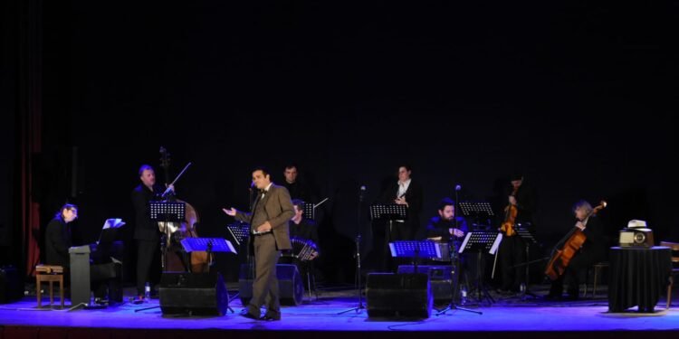 Excelente presentación de la Orquesta Municipal de Tango