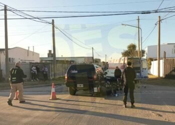 Motociclista lesionado tras chocar contra otro vehículo