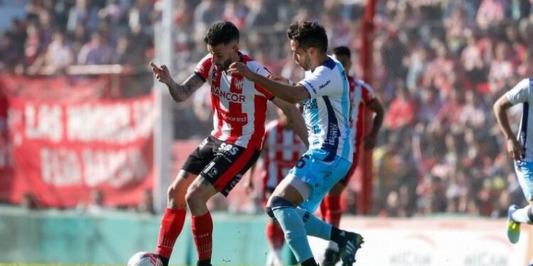 Atlético sumó un punto en su visita a Córdoba