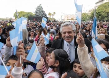 Alberto Fernández: «Argentina no es ese país sin destino que algunos quieren plantearnos»