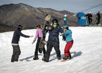 Lammens estimó que en invierno llegarán al país un millón de turistas extranjeros
