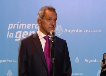 Scioli aclaró que «no va a haber cepo de ningún tipo»