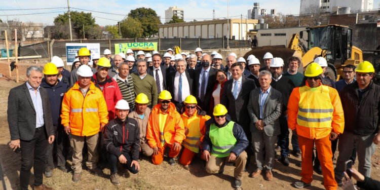 Perotti y Fernández participaron del inicio de obras para la ampliación de las Plantas Potabilizadoras de Santa Fe y Granadero Baigorria