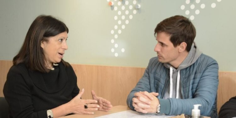 Leo Viotti y Clara García compartieron un café y hablaron de política local y provincial