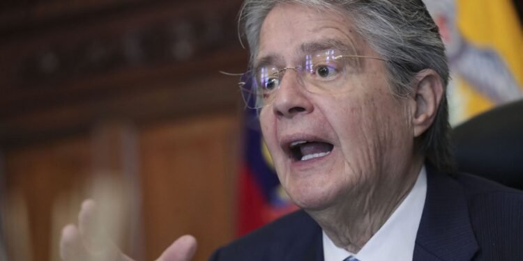 Lasso aceptó la renuncia de cuatro ministros y anunciará una nueva composición del Gabinete