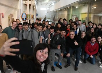 En mitad de año, 294 jóvenes ingresaron a trabajar en empresas locales