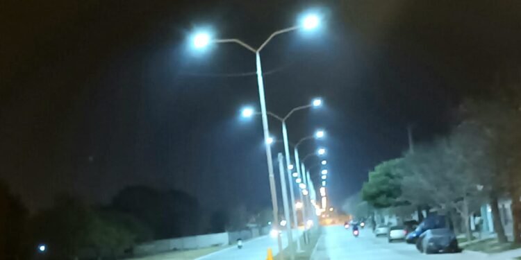 Renovación de luces: ahora Gabriel Maggi tiene LED en Virgen del Rosario