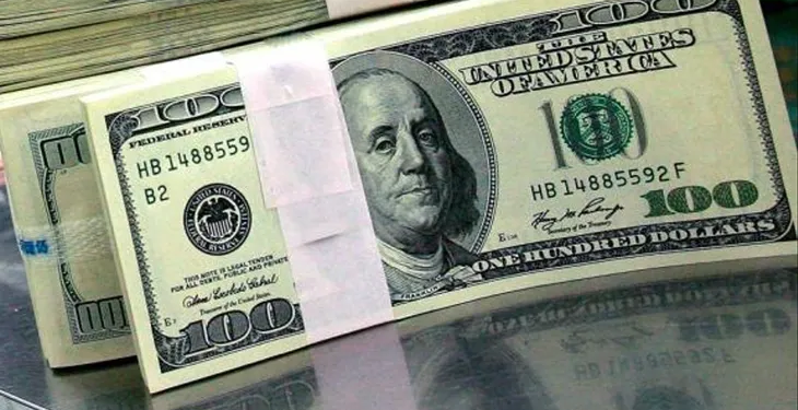 Dólar «blue» imparable: ya está muy cerca de los 300 pesos