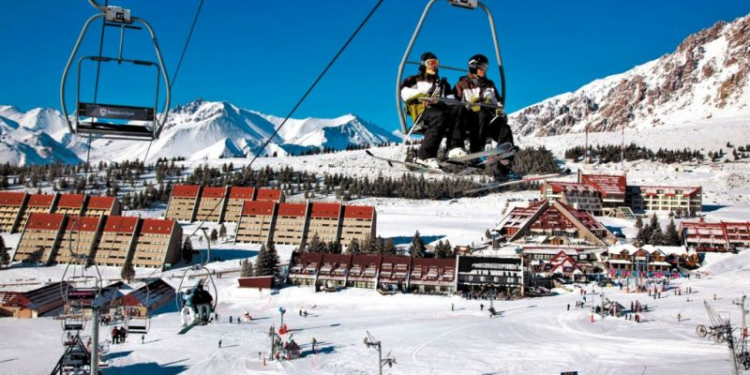 Vacaciones de invierno: movimiento turístico creció 15% por encima del nivel prepandemia