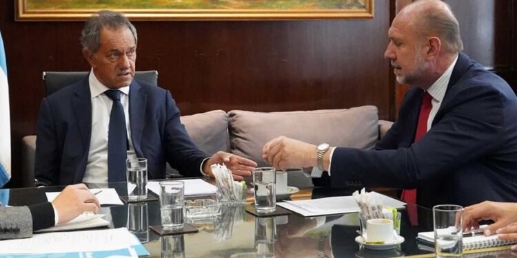 Scioli anunció un financiamiento por $2.500 millones para las pymes santafecinas