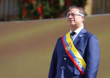 Asumió Petro, el primer presidente de izquierda de la historia de Colombia