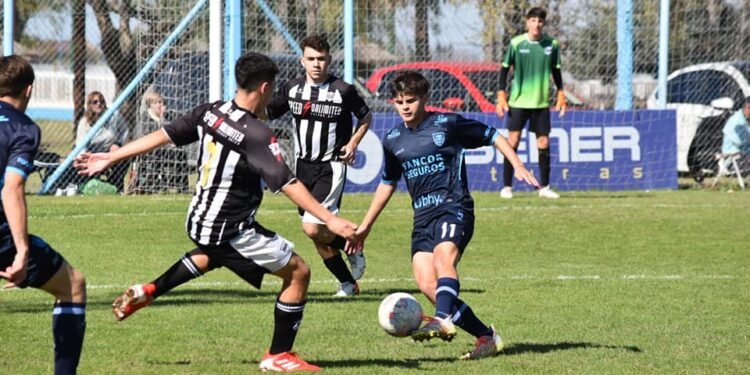 Inferiores AFA: Cinco victorias de Atlético ante Riestra