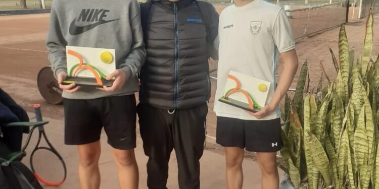 Excelente participación de tenistas de Atlético en María Juana