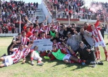 El «9» eliminó a Ben Hur y pasó a cuartos de final de la Copa Santa Fe