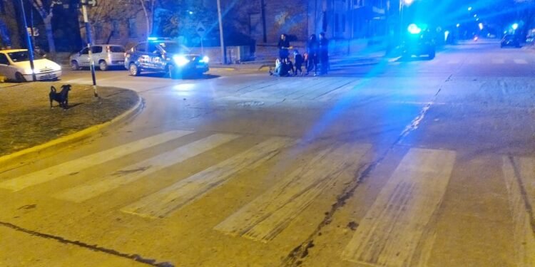 Vergonzoso: chocó a una ciclista y se dio a la fuga