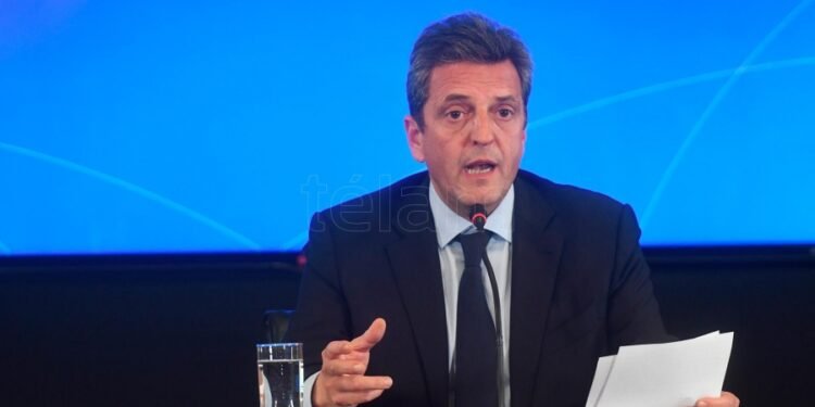 El martes se anunciará el nuevo esquema tarifario por regiones para agua, luz y gas