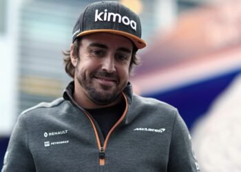 Fernando Alonso correrá para Aston Martin en la próxima temporada de F1