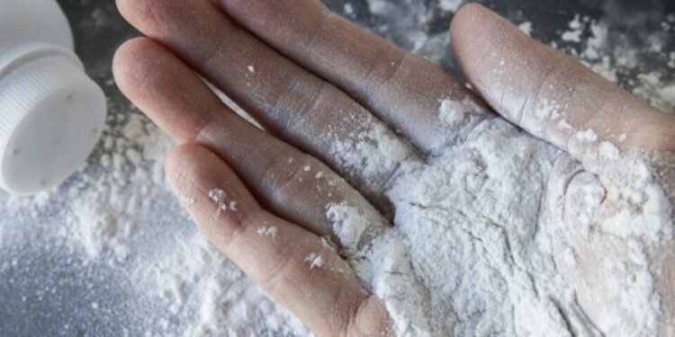Johnson & Johnson suspenderá la venta de su talco para bebés en todo el mundo
