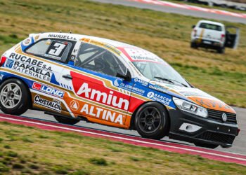 Juani Canela abandonó por despiste en la Clase 2 del TN