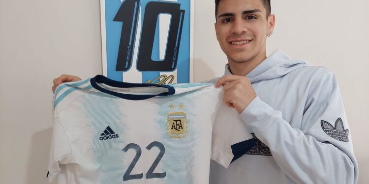 Alex Luna fue convocado a la Selección Nacional Sub 20