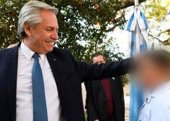 Alberto Fernández y sus ministros destacaron el compromiso de maestros y maestras