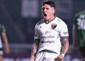 Colón: Farías sufrió rotura parcial de ligamentos y no jugará por varios meses