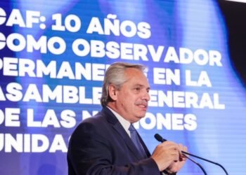 El Presidente reclamó poner fin a «los bloqueos en América Latina»