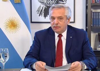 El presidente Fernández decretó feriado nacional