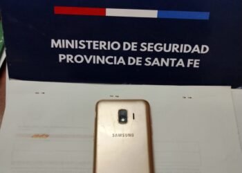 Recuperaron un celular que había sido robado en una escuela
