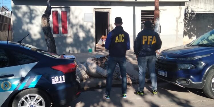 Tres detenidos en un procedimiento antidrogas