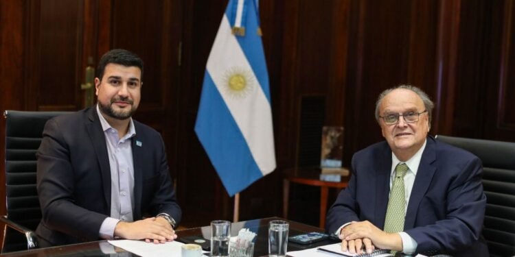 El diputado Cleri se reunió con De Mendiguren