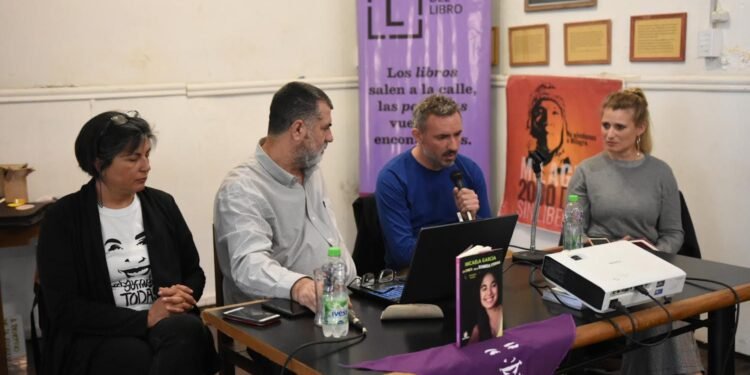 Se presentó el libro “Micaela, la chica de la sonrisa eterna”