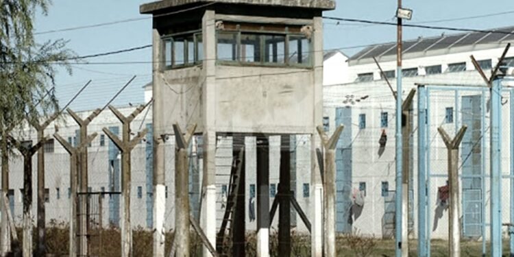 El exLiceísta asesino intentó fugarse de Las Flores con un insólito ardid