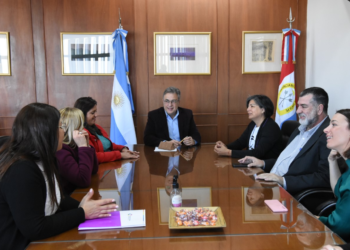 Castellano recibió a los padres de Micaela García
