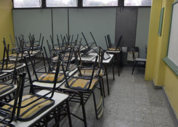 Desafío del gobierno a Amsafe: abren escuelas y maestros que den clases no tendrán descuentos