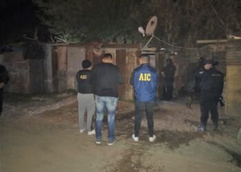 Heridos por perdigonadas tras disparos en el asentamiento Demarchi