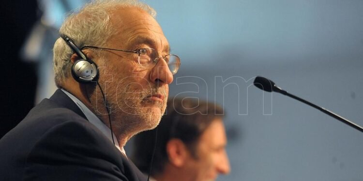 Stiglitz criticó a Pfizer por «intentar extorsionar» a la Argentina