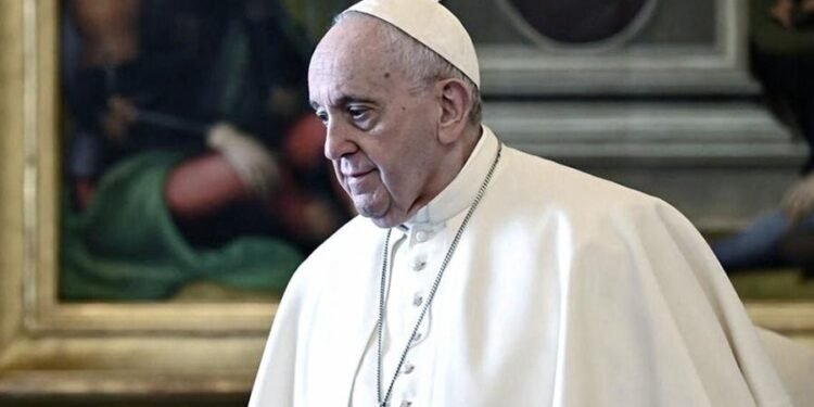 Francisco publica nuevo libro sobre su pontificado y diez «pedidos en nombre de Dios»