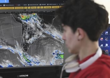 De instrumentos de medición mecánica a satélites: 150 años del Servicio Meteorológico Nacional